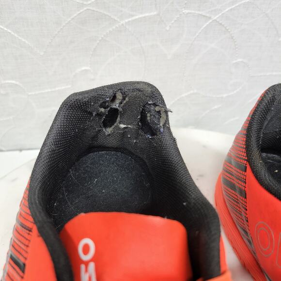Puma One 5.4 IT Indoor Soccer Shoes Mens 7.5 Orange Black Football Trainer main image 7